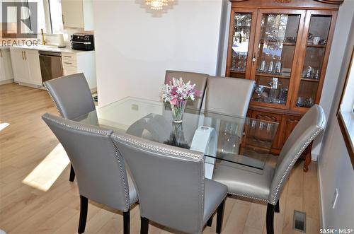 28 Malta Crescent, Saskatoon, SK - Indoor Photo Showing Dining Room
