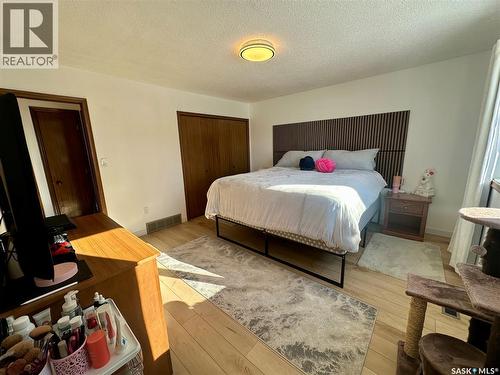 28 Malta Crescent, Saskatoon, SK - Indoor Photo Showing Bedroom