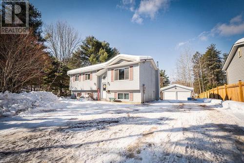 28 BOB SEGUIN DRIVE  Laurentian Hills, ON K0J 1J0