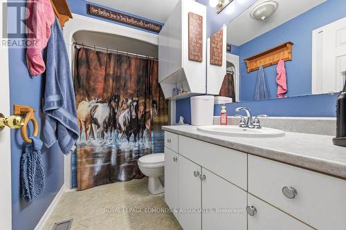 28 Bob Seguin Drive, Laurentian Hills, ON - Indoor Photo Showing Bathroom