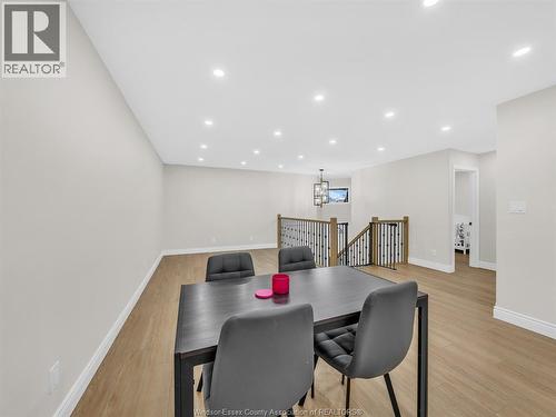 433 Rosewood, Lakeshore, ON - Indoor Photo Showing Other Room