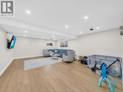 433 Rosewood, Lakeshore, ON - Indoor