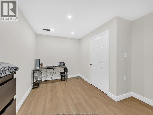 433 Rosewood, Lakeshore, ON - Indoor Photo Showing Other Room