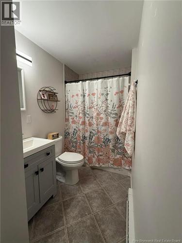 2865 Rothesay Road Unit# 3, Rothesay, NB - Indoor Photo Showing Bathroom