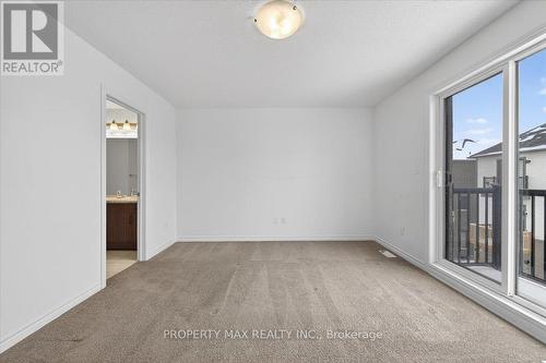 775 Chinook Path, Oshawa, ON - Indoor Photo Showing Other Room