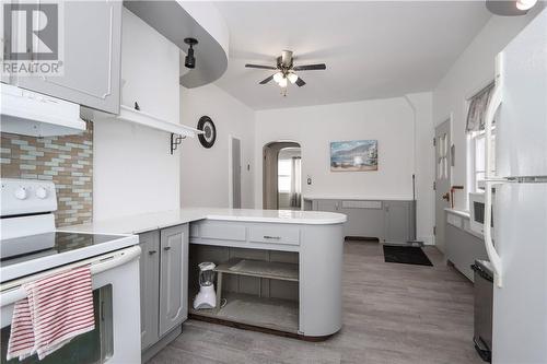 14 Domenico Street, Copper Cliff, ON - Indoor Photo Showing Kitchen