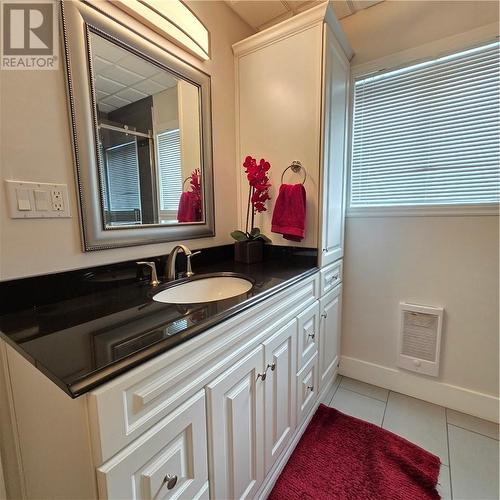431 Elbow Lake Road, Sudbury, ON - Indoor Photo Showing Bathroom