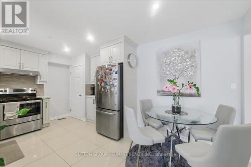 22 Oak Street, Welland, ON - Indoor