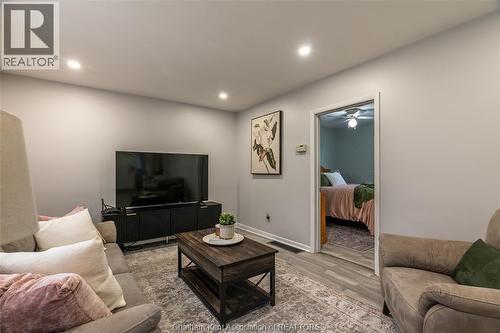 64 David Street, Wallaceburg, ON - Indoor