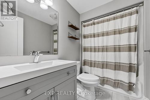 25 Virginia Crescent, Belleville (Thurlow Ward), ON - Indoor Photo Showing Bathroom
