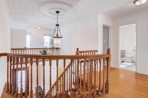 81 Garden Avenue, Richmond Hill, ON - Indoor Photo Showing Other Room