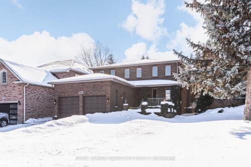 81 Garden Avenue, Richmond Hill, ON - Outdoor