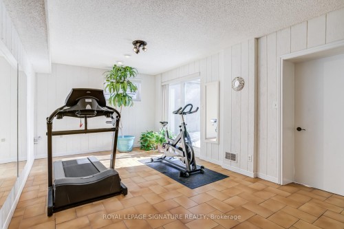 81 Garden Avenue, Richmond Hill, ON - Indoor Photo Showing Gym Room