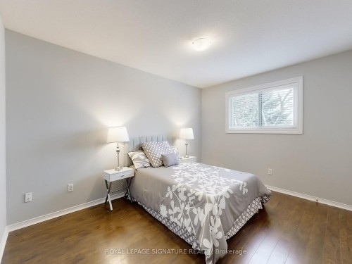 1256 Dartmoor Street, Oshawa, ON - Indoor Photo Showing Bedroom