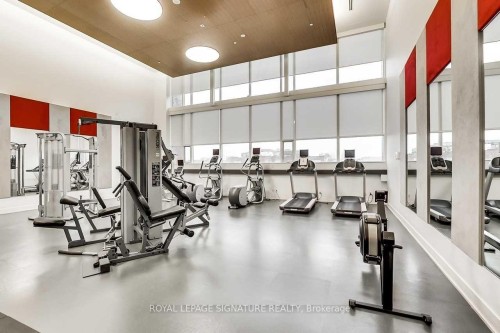 1405-225 Sackville Street, Toronto, ON - Indoor Photo Showing Gym Room