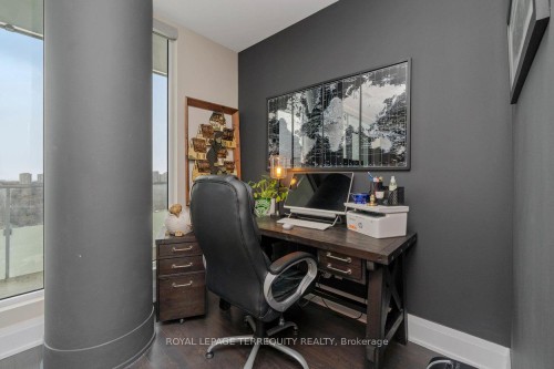 1901-20 Brin Drive, Toronto, ON - Indoor Photo Showing Office