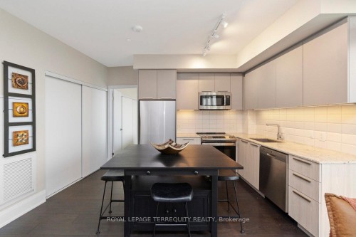 1901-20 Brin Drive, Toronto, ON - Indoor Photo Showing Kitchen With Stainless Steel Kitchen With Upgraded Kitchen