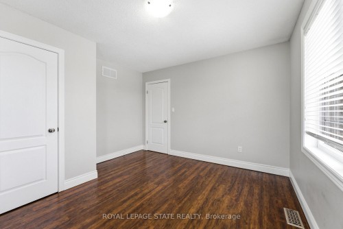 3 Holkham Avenue, Hamilton, ON - Indoor Photo Showing Other Room