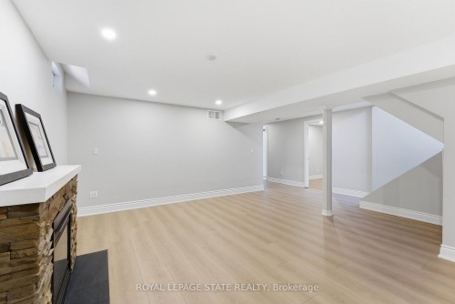 3 Holkham Avenue, Hamilton, ON - Indoor