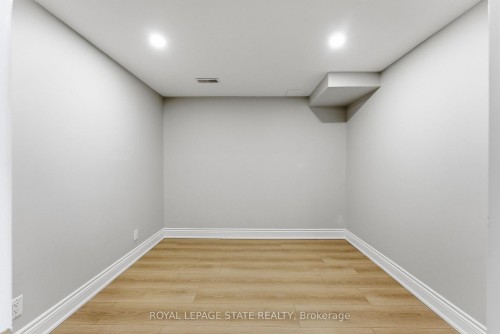 3 Holkham Avenue, Hamilton, ON - Indoor Photo Showing Other Room