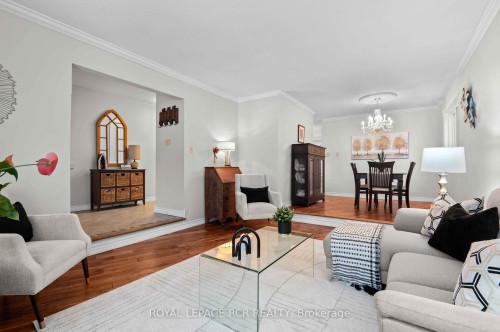 43 Goldgate Crescent, Orangeville, ON - Indoor Photo Showing Living Room