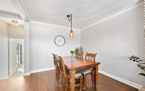 15 Banting Drive, Orangeville, ON - Indoor Photo Showing Dining Room