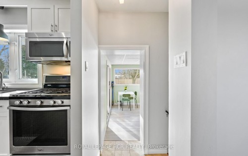 15 Banting Drive, Orangeville, ON - Indoor Photo Showing Other Room