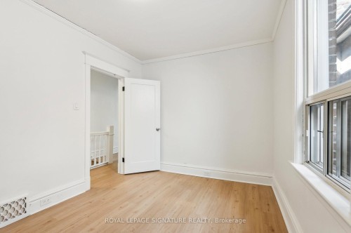 176 Gillard Avenue, Toronto, ON 