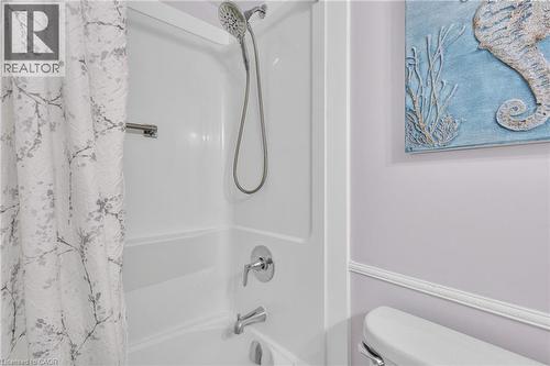 Main Bathroom - 93 Westwood Road Unit# 206, Guelph, ON - Indoor Photo Showing Bathroom