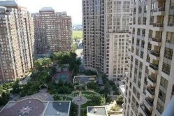 1926-3888 Duke of York Boulevard  Mississauga, ON L5B 4P5