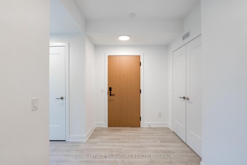 219-25 Cordova Avenue, Toronto, ON - Indoor Photo Showing Other Room