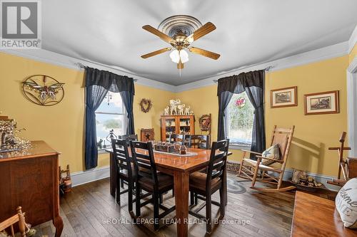 Dining Area - 3322 Cedar Grove Road, Edwardsburgh/Cardinal, ON - Indoor Photo Showing Dining Room