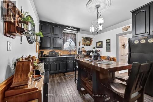 East in Kitchen, Amazing space - 3322 Cedar Grove Road, Edwardsburgh/Cardinal, ON - Indoor
