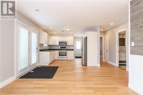 312 Allan Street, Coniston, ON - Indoor Photo Showing Kitchen