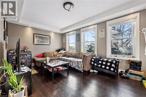 81 Harvey Lane, Cambridge, ON - Indoor Photo Showing Living Room