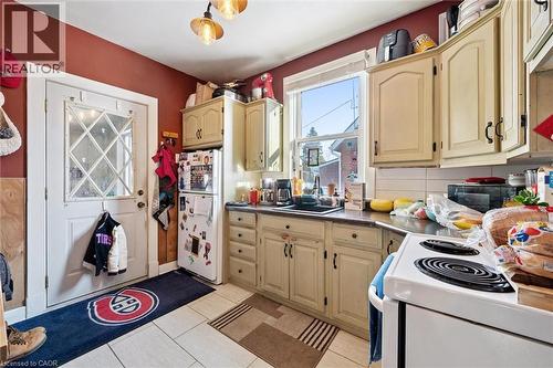 81 Harvey Lane, Cambridge, ON - Indoor Photo Showing Kitchen