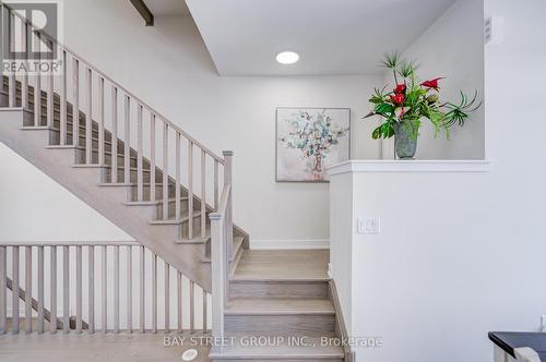 51 Credit Lane, Richmond Hill, ON - Indoor Photo Showing Other Room