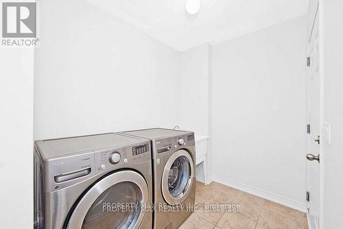 20 Toulouse Court, Markham, ON - Indoor Photo Showing Laundry Room