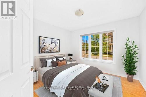 20 Toulouse Court, Markham, ON - Indoor Photo Showing Bedroom