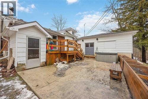 2346 Sydenham Avenue, St Clair, ON - Outdoor