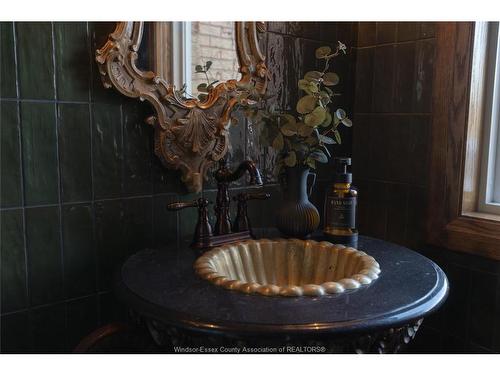 233 Old Tecumseh, Lakeshore, ON 