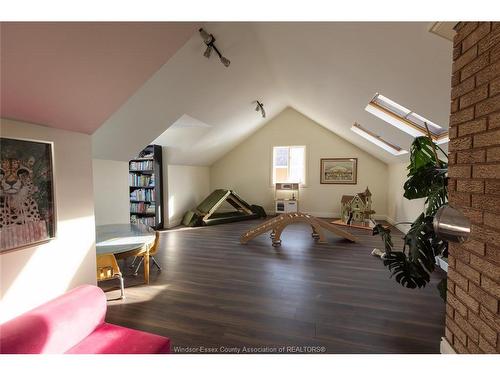 233 Old Tecumseh, Lakeshore, ON 