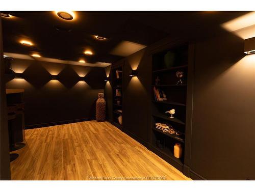 233 Old Tecumseh, Lakeshore, ON 