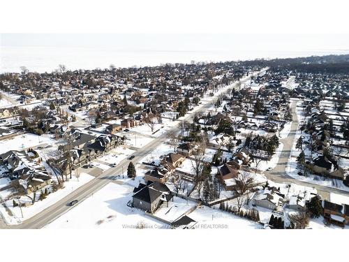 233 Old Tecumseh, Lakeshore, ON 