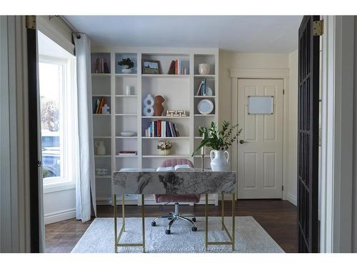 233 Old Tecumseh, Lakeshore, ON 