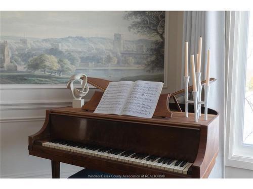 233 Old Tecumseh, Lakeshore, ON 