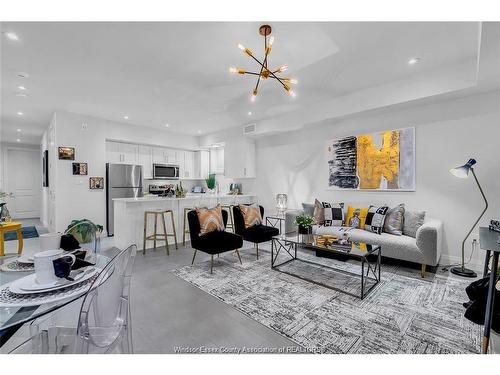 301-233 Watson, Windsor, ON 