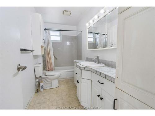 61 Baxter Street, Chatham, ON 