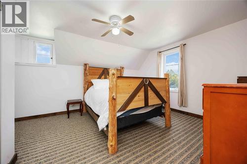 3201 Park Street, Brooke-Alvinston, ON - Indoor Photo Showing Bedroom