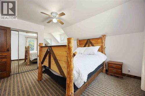 3201 Park Street, Brooke-Alvinston, ON - Indoor Photo Showing Bedroom